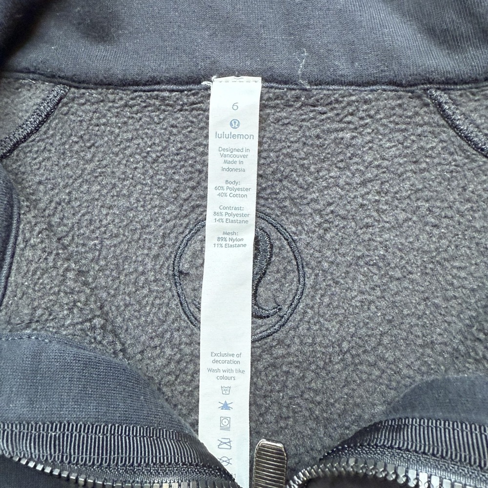 Lululemon Jacket Womens 6 Black Full Zip Light As Warmth Running Gym Outdoor - Picture 4 of 8